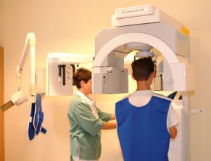 Dental x-ray 2 Mesin Panoramic Dental X-Ray seperti inilah yang digunakan kepada saya.