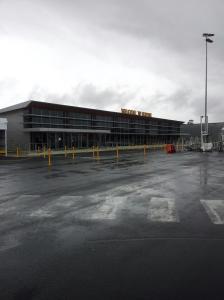 Lapangan terbang Hobart yang menyambut ketibaan kami pada 22 Januari lepas.  Alhamdulillah perjalanan Melbourne-Hobart memakan masa kira-kira sejam.